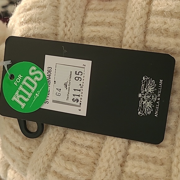 NWT Brand New Hat for Kids ❤️ - Picture 6 of 6